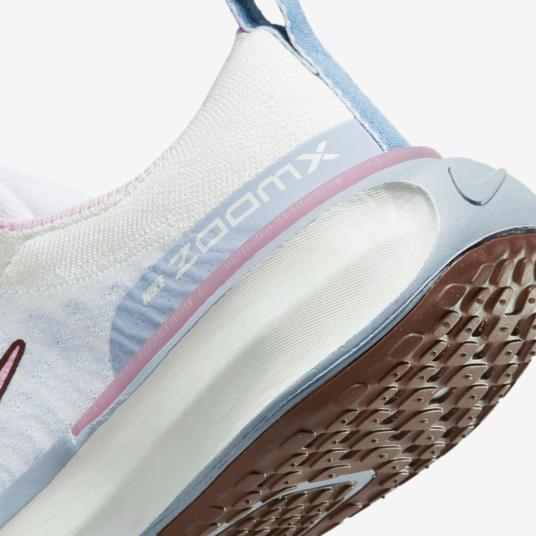 Tênis Nike Invincible Run 3 - Azul/Rosa