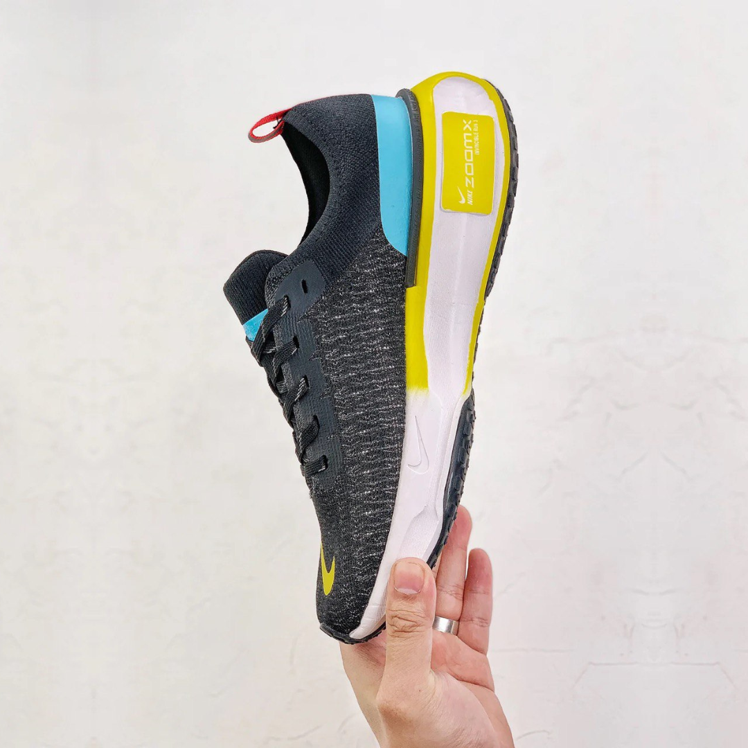 Tênis Nike Invincible Run 3 - Preto/Azul Báltico/Amarelo