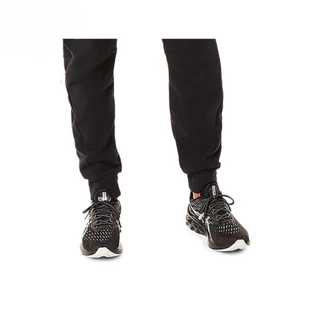 Tênis Asics Novablast 3 Preto e Branco