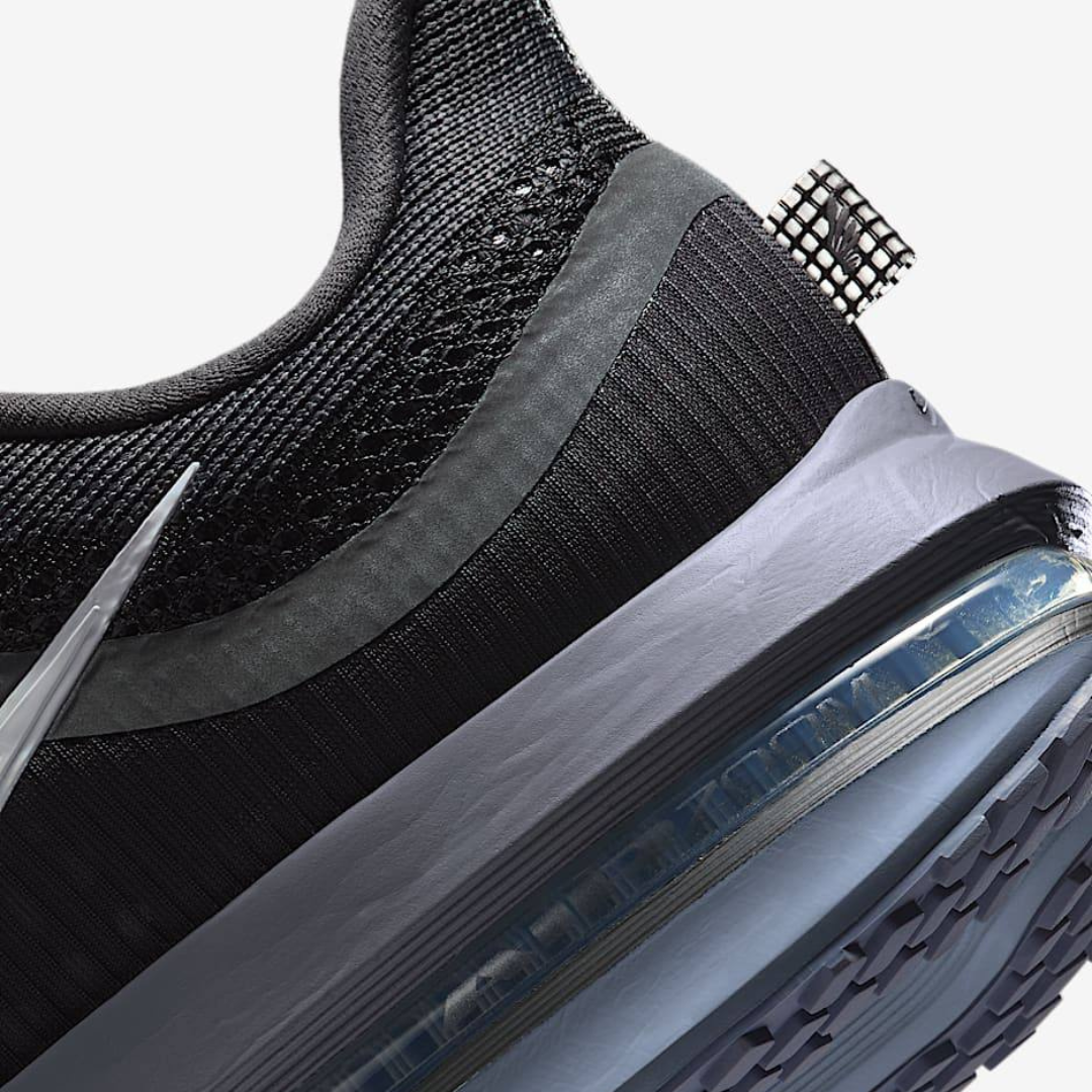 Tênis Nike Pegasus Premium - Preto