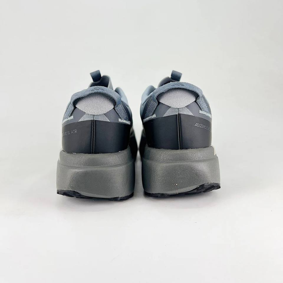 Tênis Adidas Adizero EVO SL ATR - Cinza/Off White