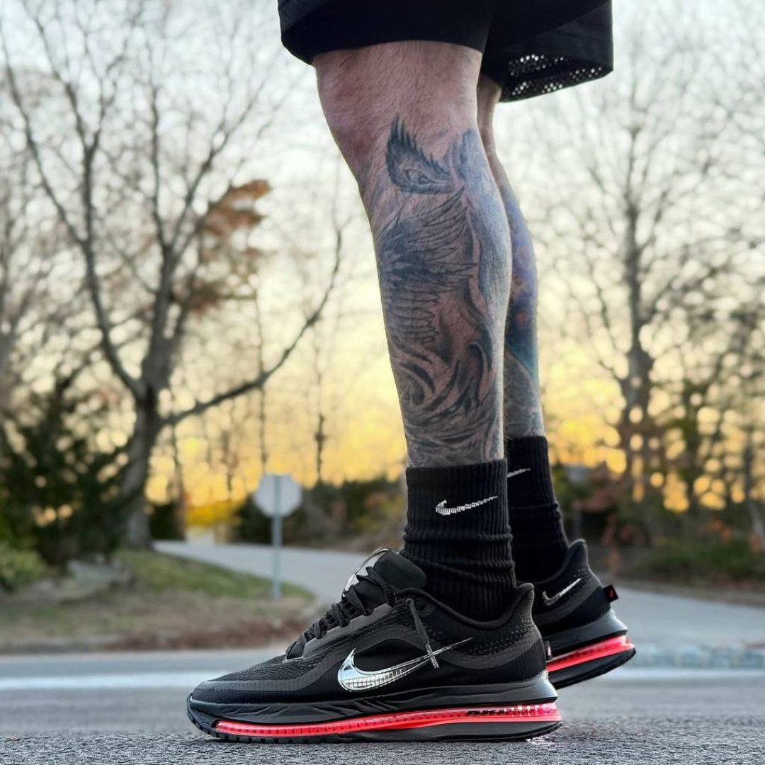 Tênis Nike Pegasus Premium - Preto/Vermelho