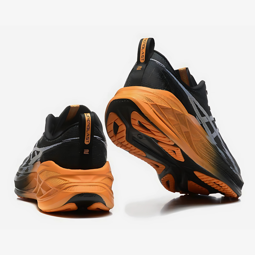 Tênis Asics Superblast 2 - Unissex - Preto/Laranja