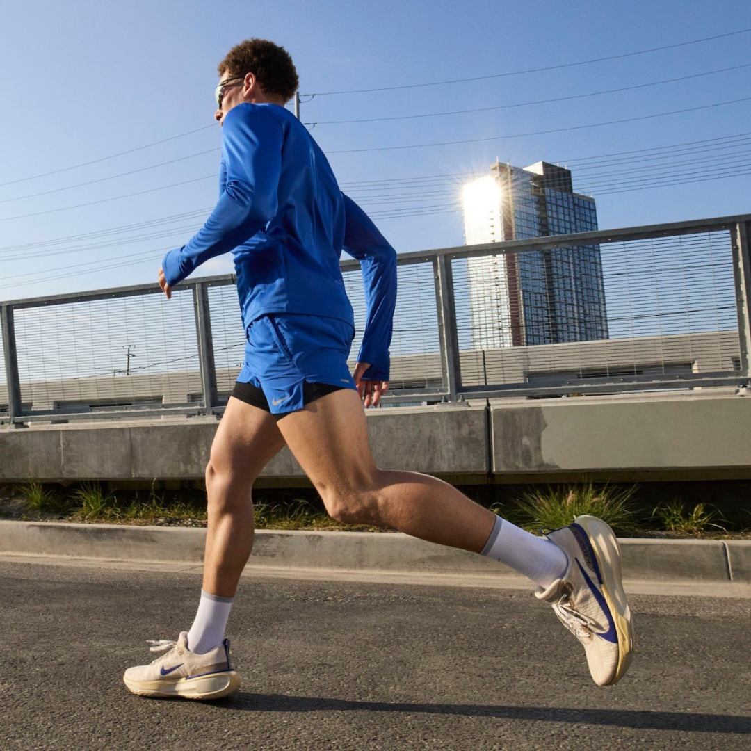 Tênis Nike Invincible Run 3 - Marrom/Azul