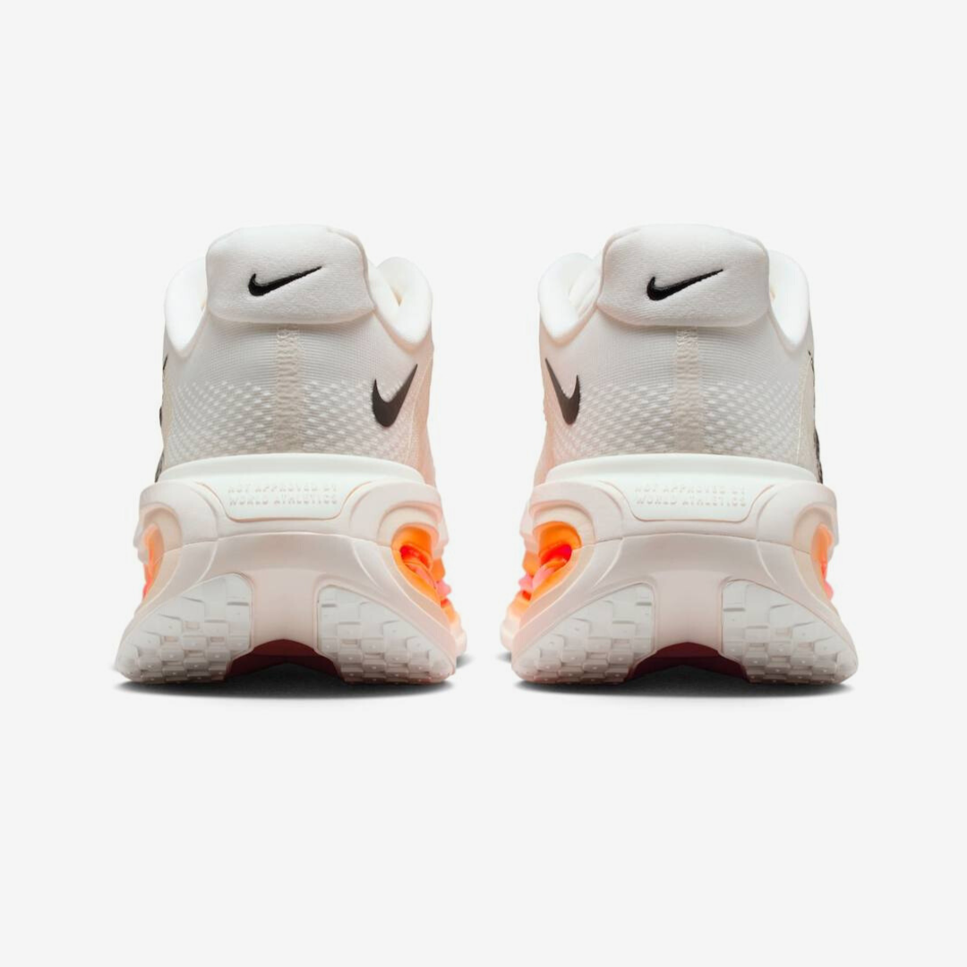 Tênis Nike Vomero Premium - Bege/Laranja