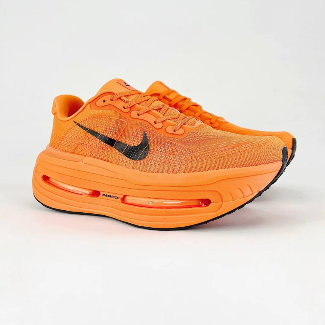 Tênis Nike Vomero Premium - Laranja