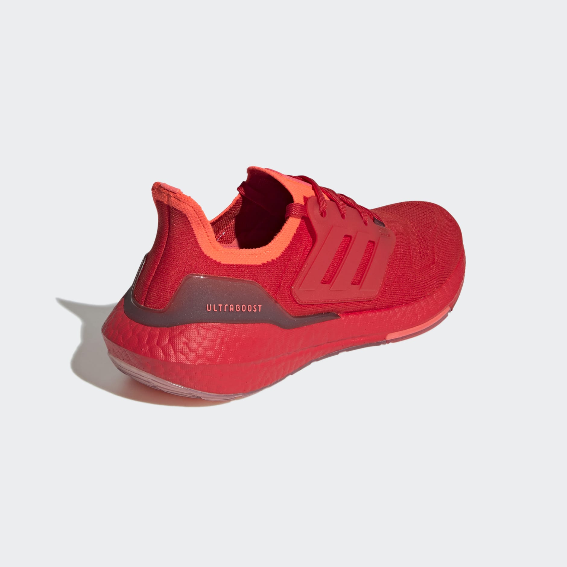 Tênis Adidas Ultraboost 22 Vivid Red