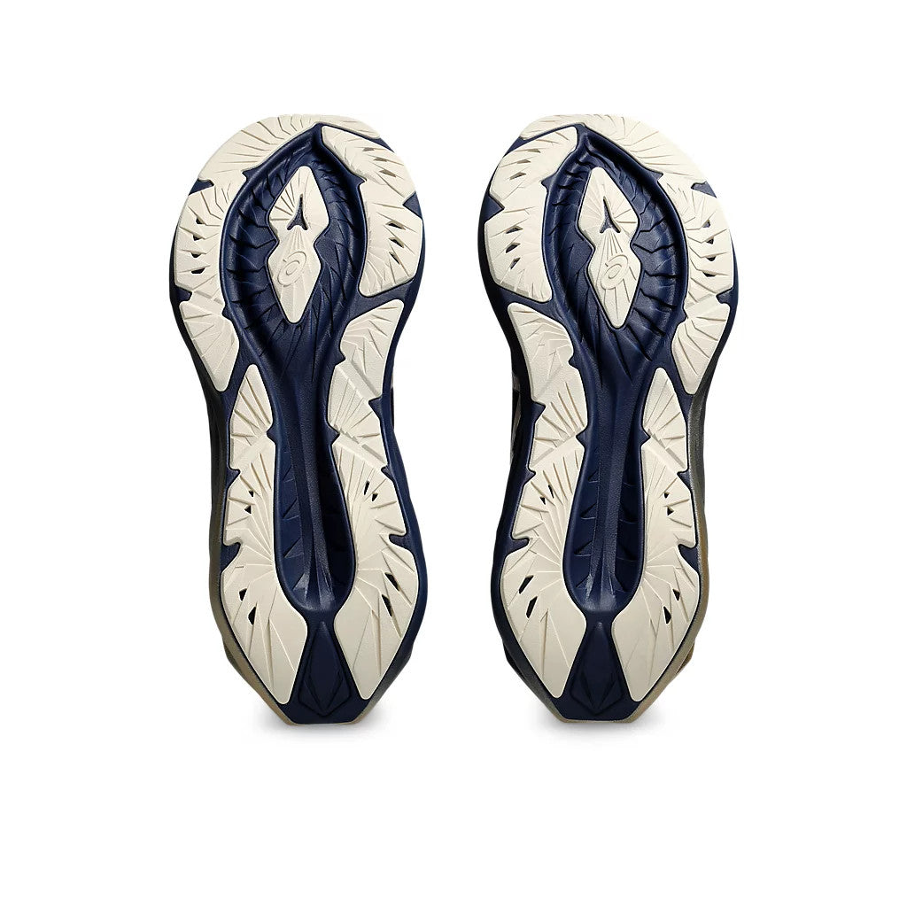 Tênis Asics Novablast™ 4 Platinum Azul Marinho Dourado