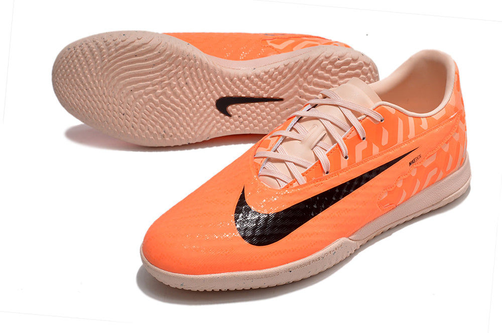 Chuteira Nike Phantom GX Futsal Academy United