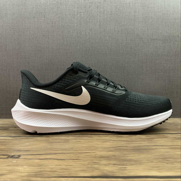 Tênis Nike Air Zoom Pegasus 39 - Preto/Branco