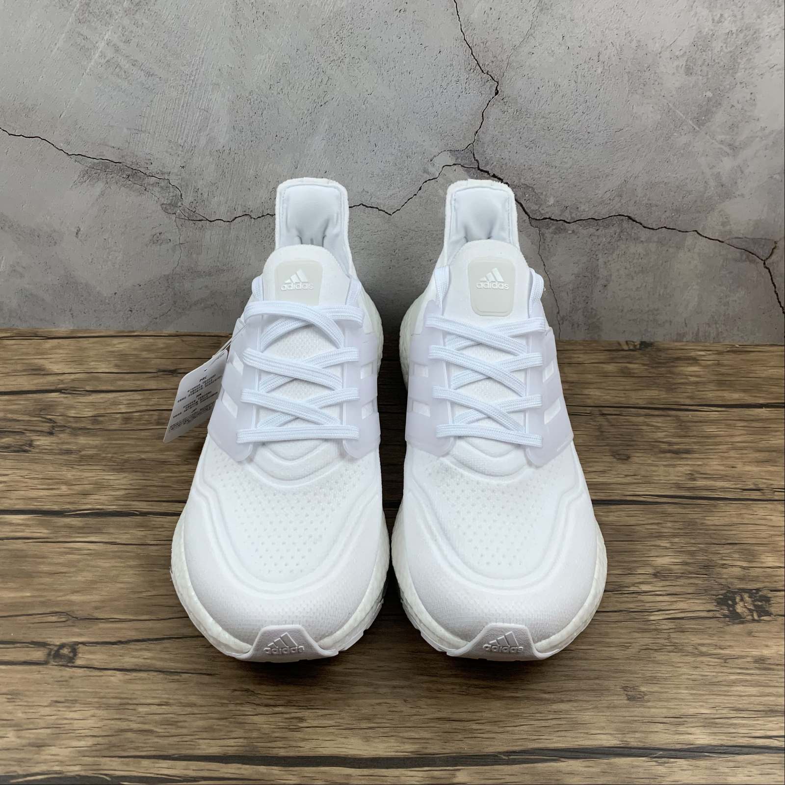 Tênis Adidas Ultraboost 21 White