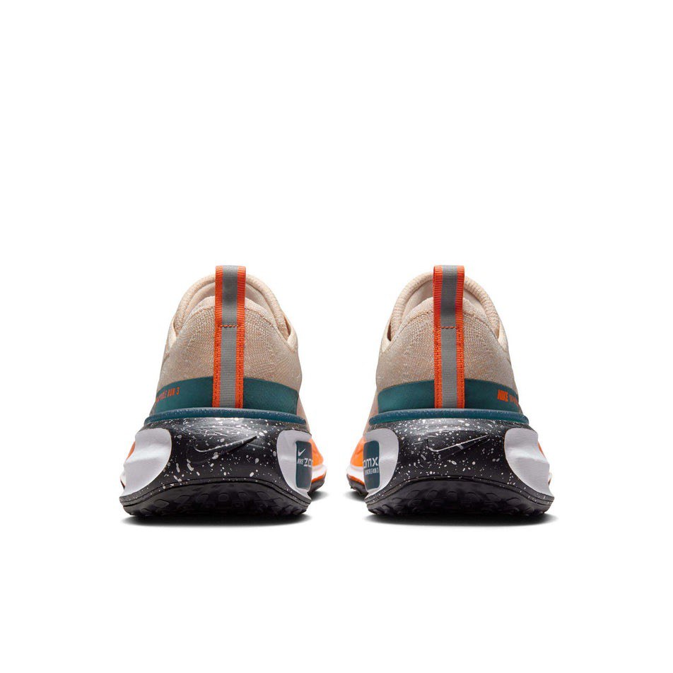 Tênis Nike Invincible Run 3 Oatmeal
