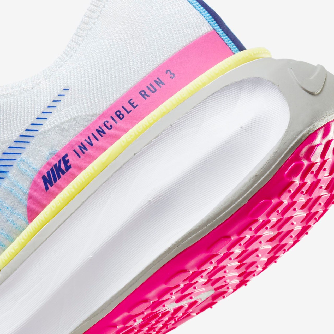 Tênis Nike Invincible Run 3 Branco Rosa