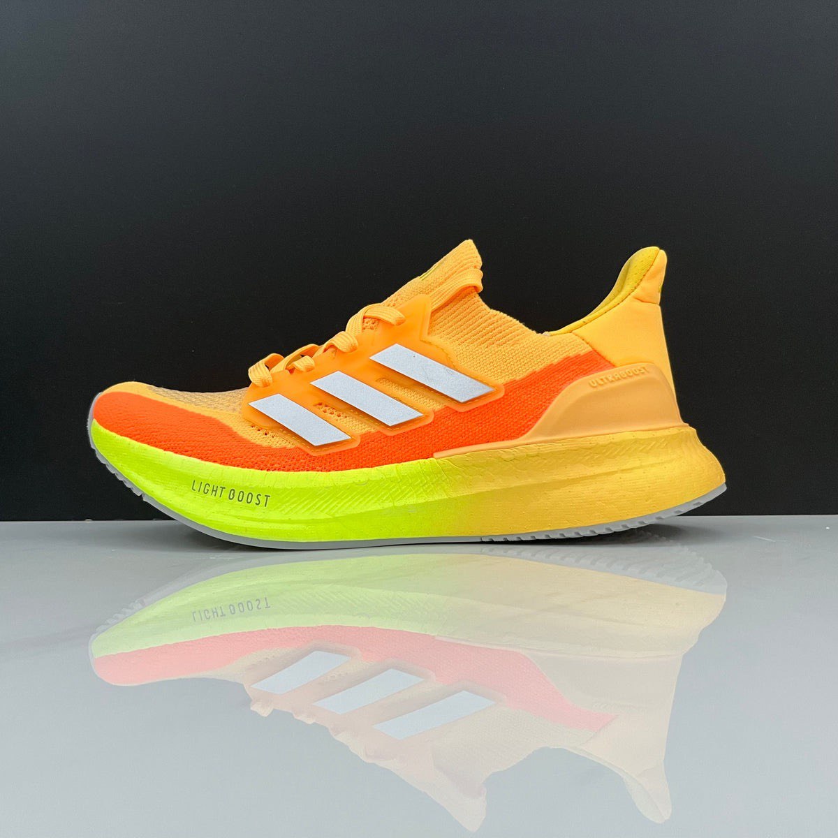 Tênis Adidas Ultraboost 5 Laranja Verde