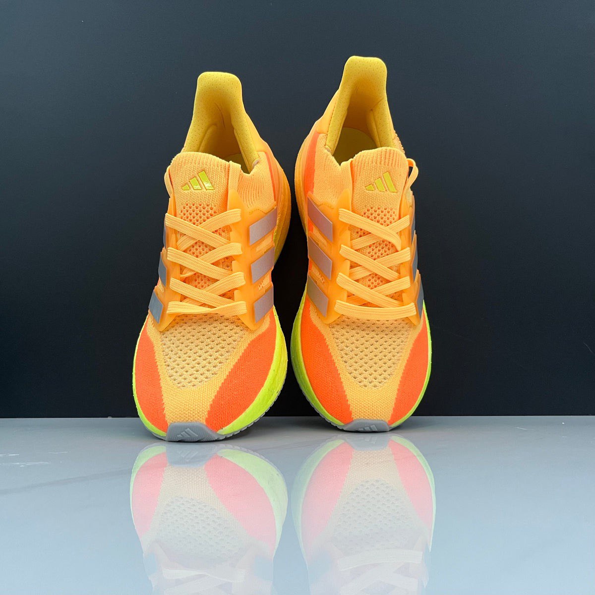 Tênis Adidas Ultraboost 5 Laranja Verde