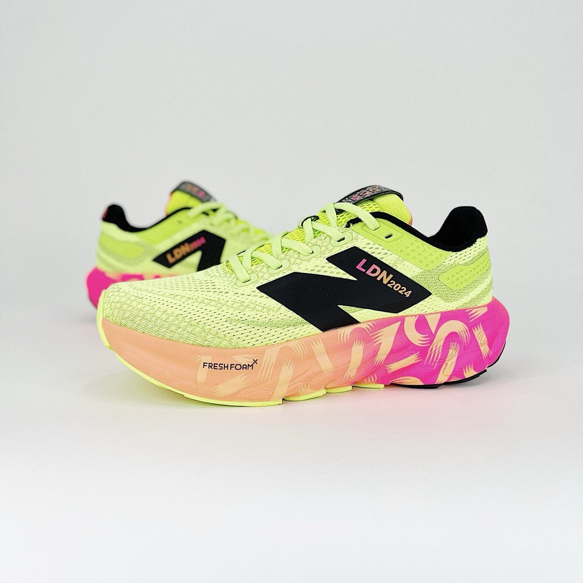 Tênis New Balance Fresh Foam X 1080 V13 - London