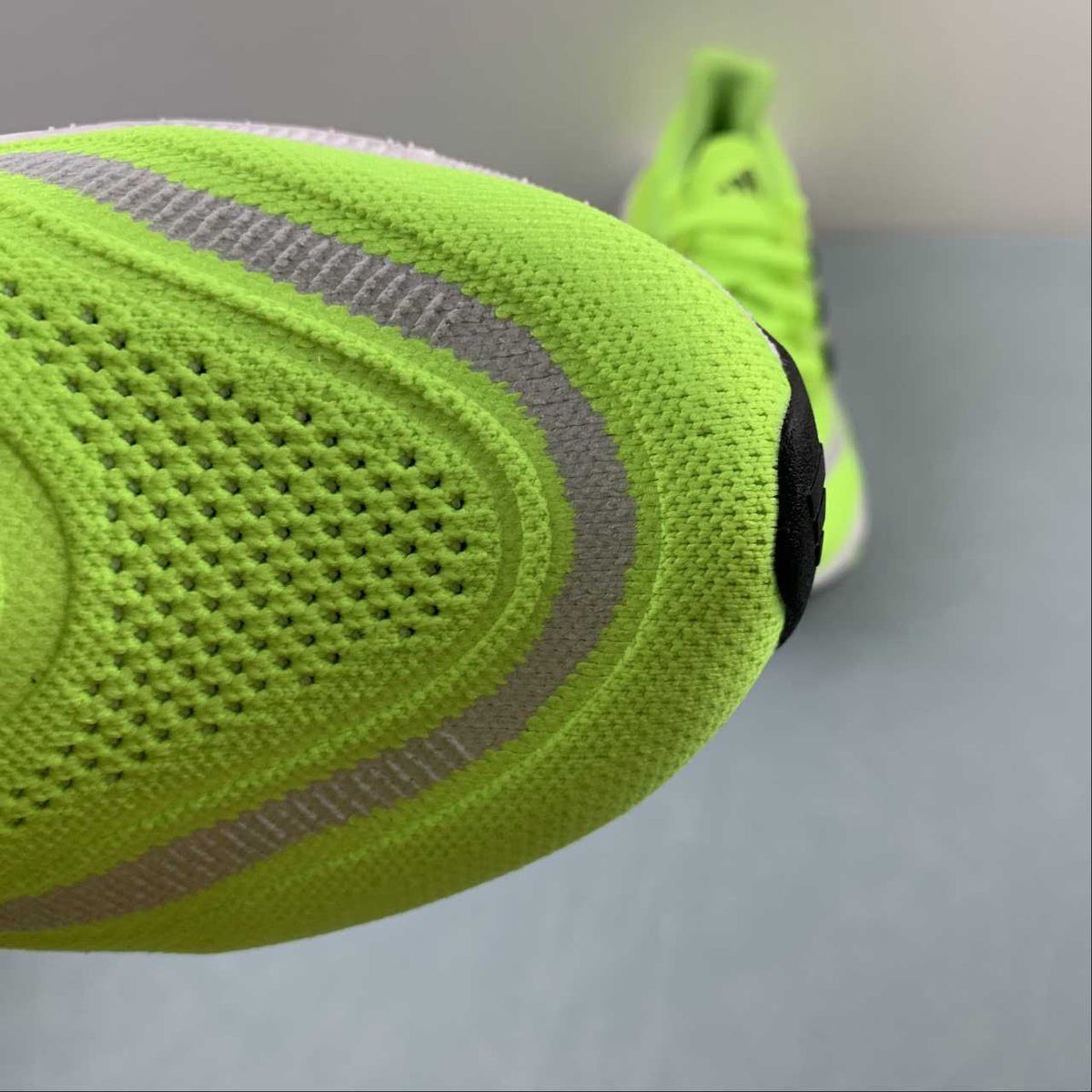 Tênis Adidas Ultraboost Light 23 Verde