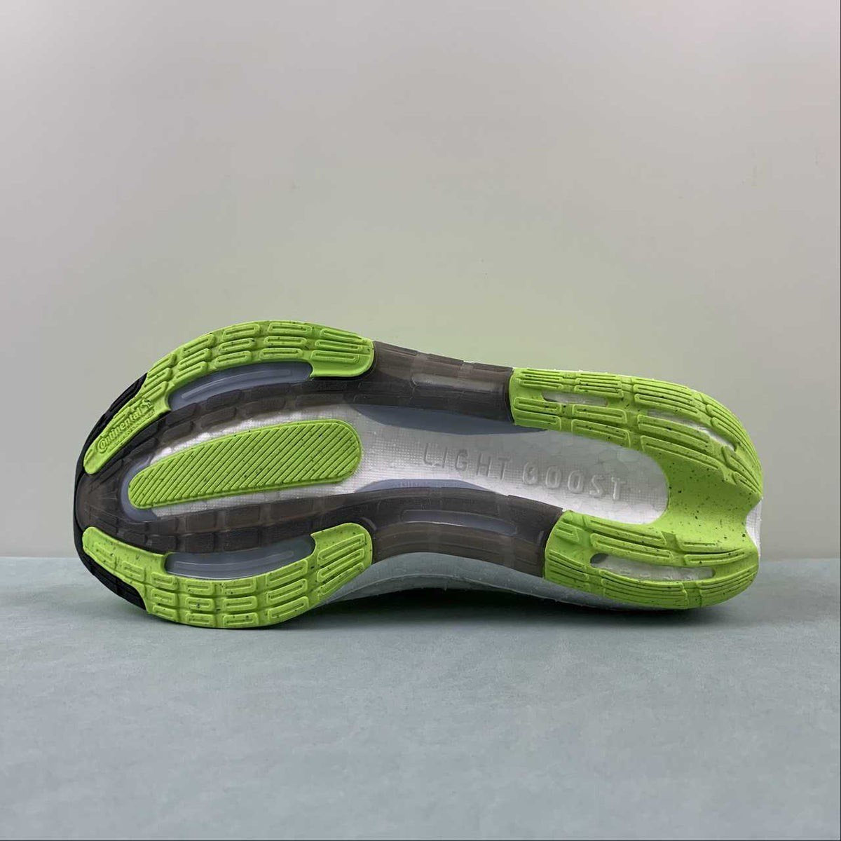 Tênis Adidas Ultraboost Light 23 Verde