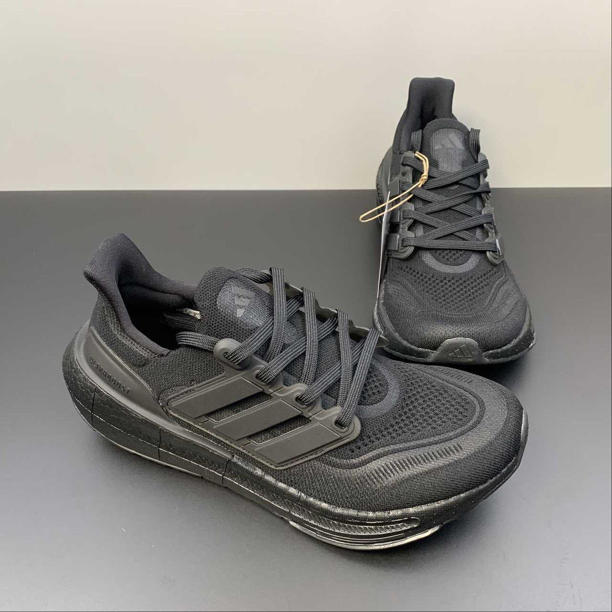 Tênis Adidas Ultraboost Light 23 Preto
