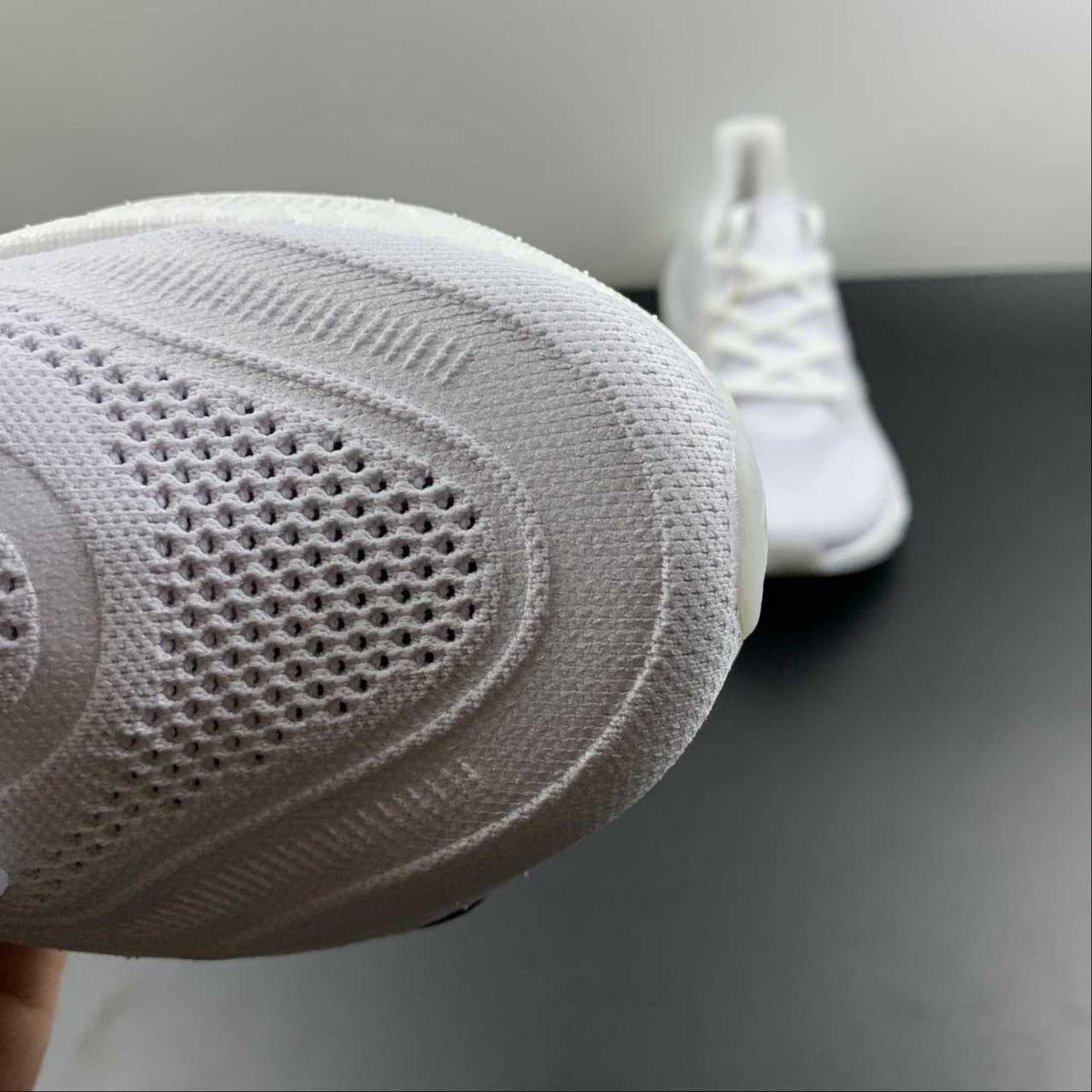 Tênis Adidas Ultraboost Light 23 Branco