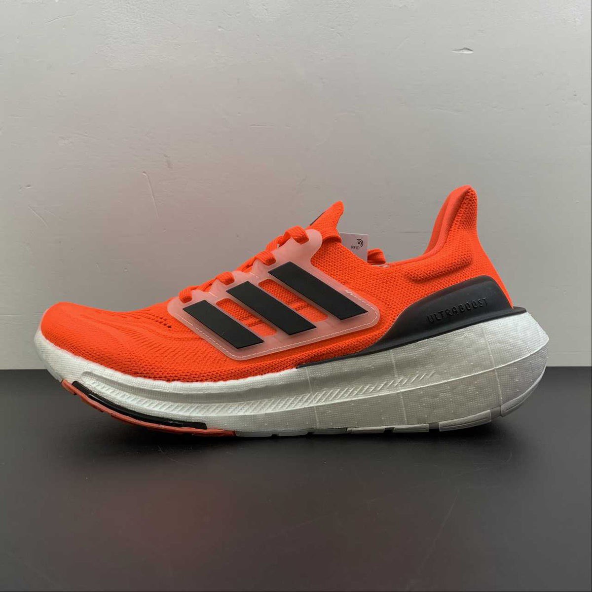 Tênis Adidas Ultraboost Light 23 Vermelho com Preto