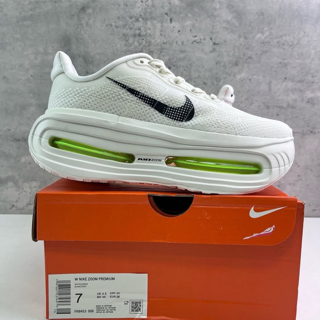 Tênis Nike Vomero Premium - Branco/Verde