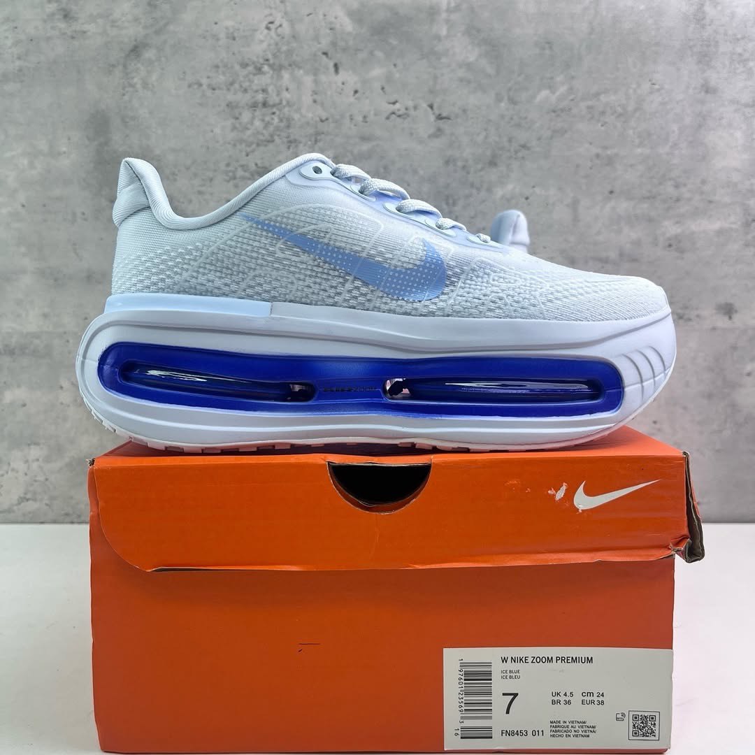 Tênis Nike Vomero Premium - Branco/Azul
