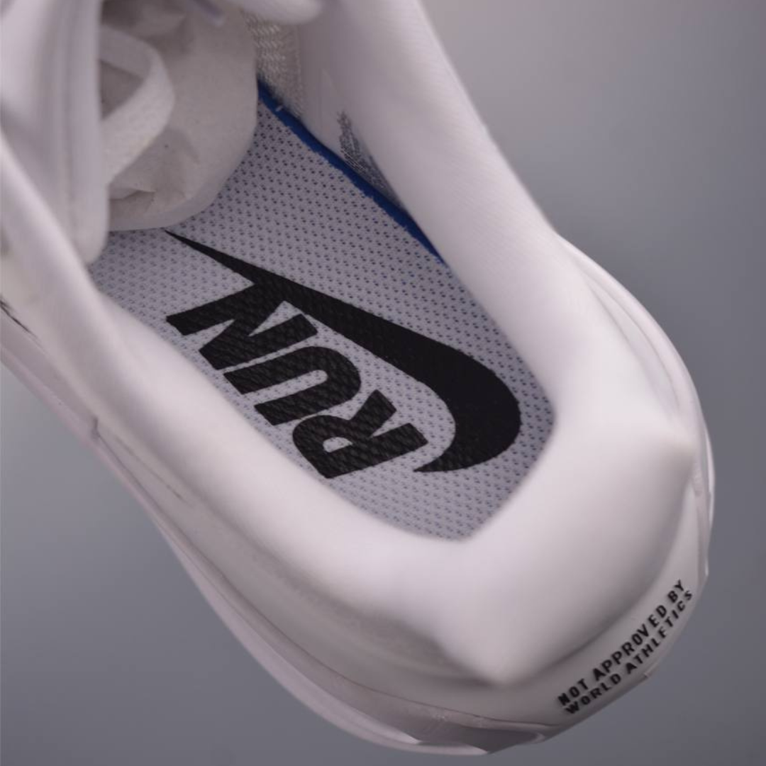 Tênis Nike Vomero Premium - Branco/Preto