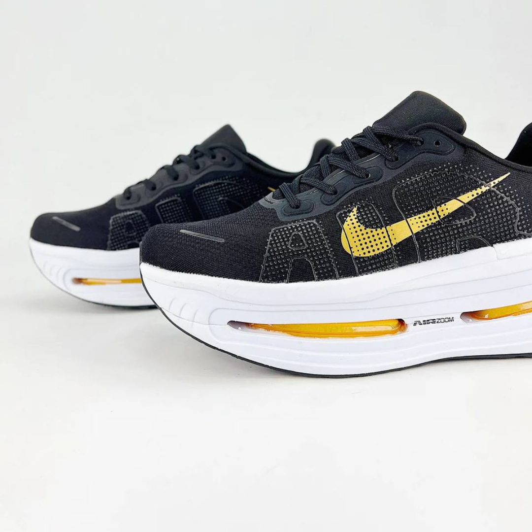 Tênis Nike Vomero Premium - Preto/Dourado