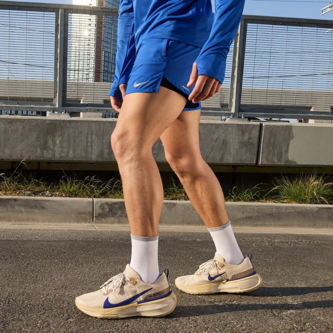 Tênis Nike Invincible Run 3 - Marrom/Azul