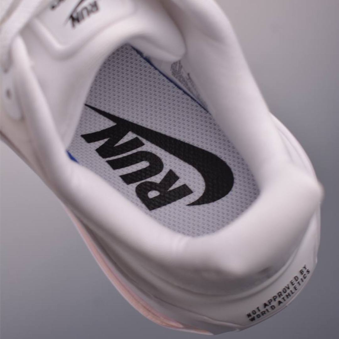 Tênis Nike Vomero Premium - Branco/Rosa