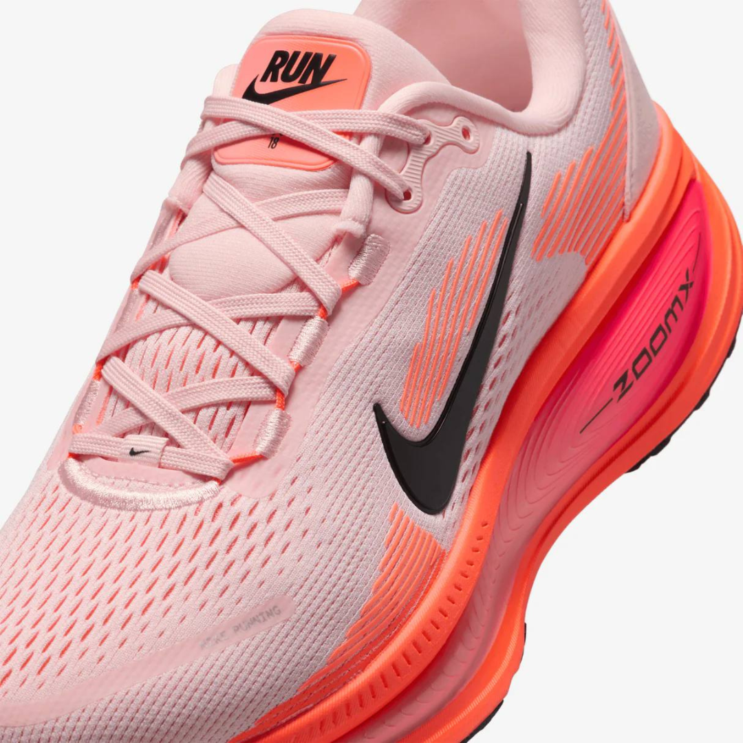 Tênis Nike Vomero 18 - Laranja/Vermelho