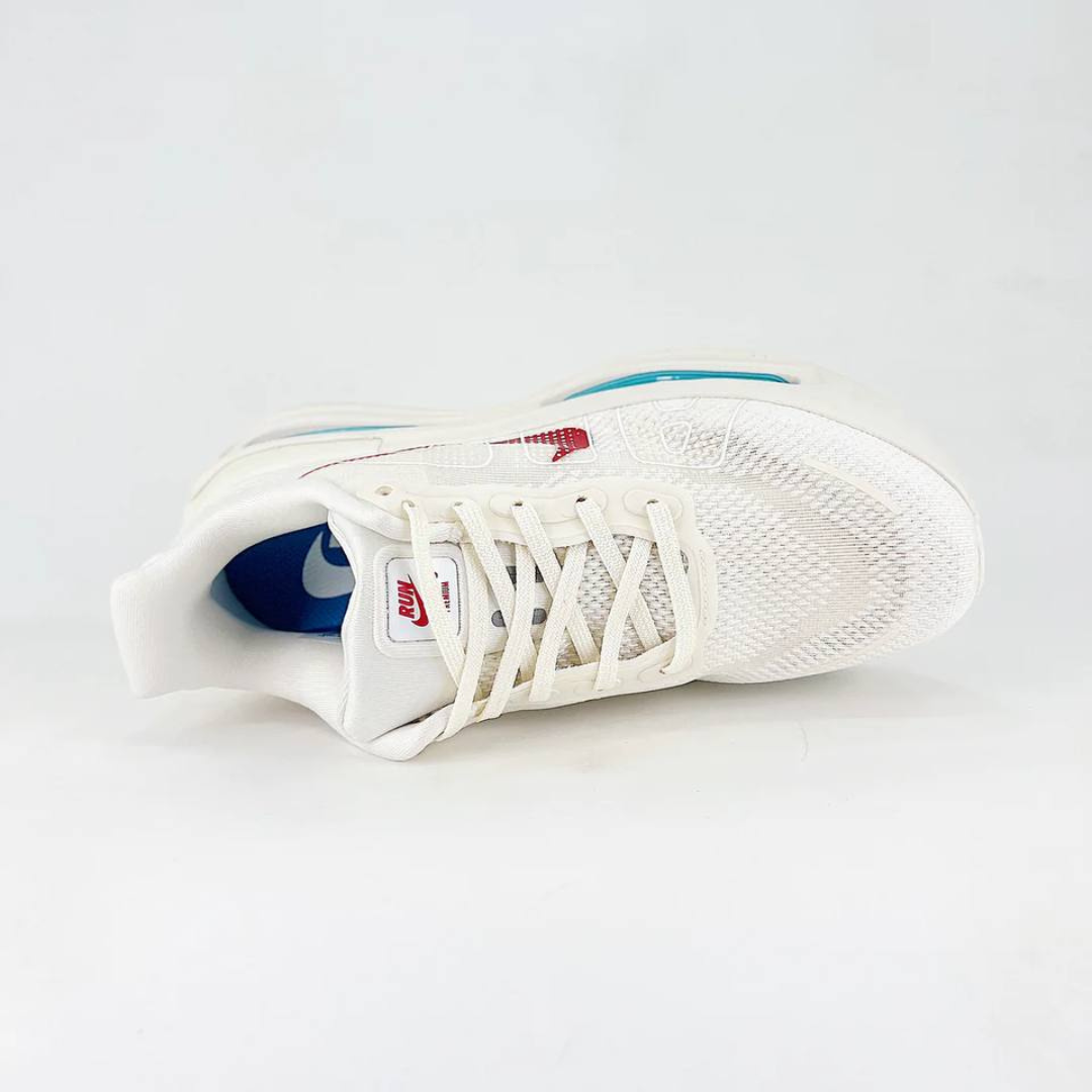 Tênis Nike Vomero Premium - Bege/Vermelho