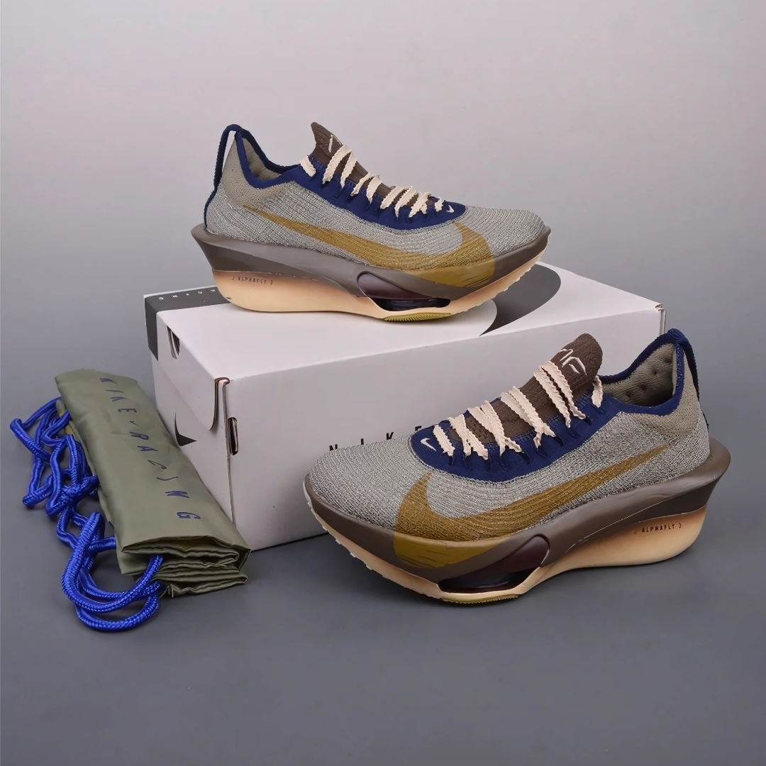 Tênis Nike ZoomX ALPHAFLY Next% 3 Premium - Marrom/Cinza