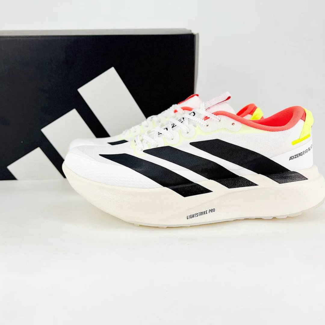 Tênis Adidas Adizero EVO SL ATR - Branco/Preto/Vermelho
