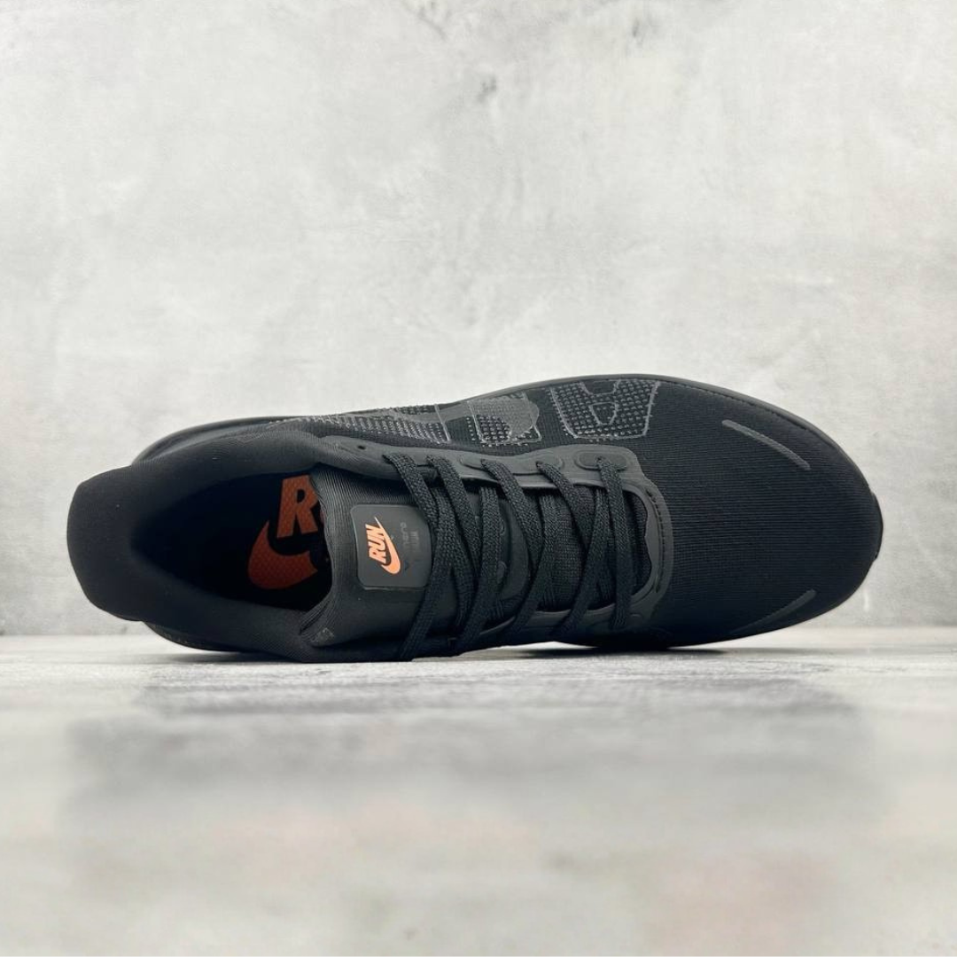 Tênis Nike Vomero Premium - Preto/Laranja