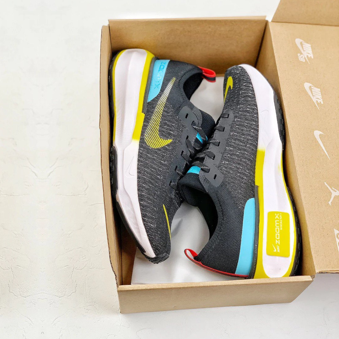 Tênis Nike Invincible Run 3 - Preto/Azul Báltico/Amarelo