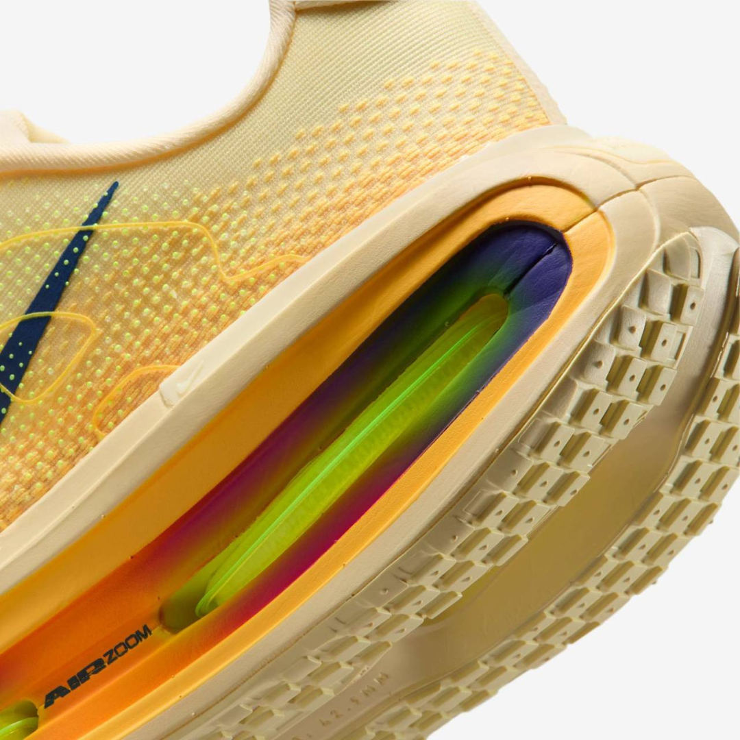 Tênis Nike Vomero Premium - Amarelo/Multicolor