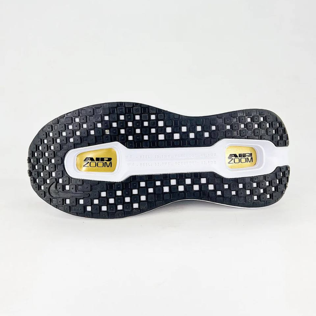 Tênis Nike Vomero Premium - Preto/Dourado