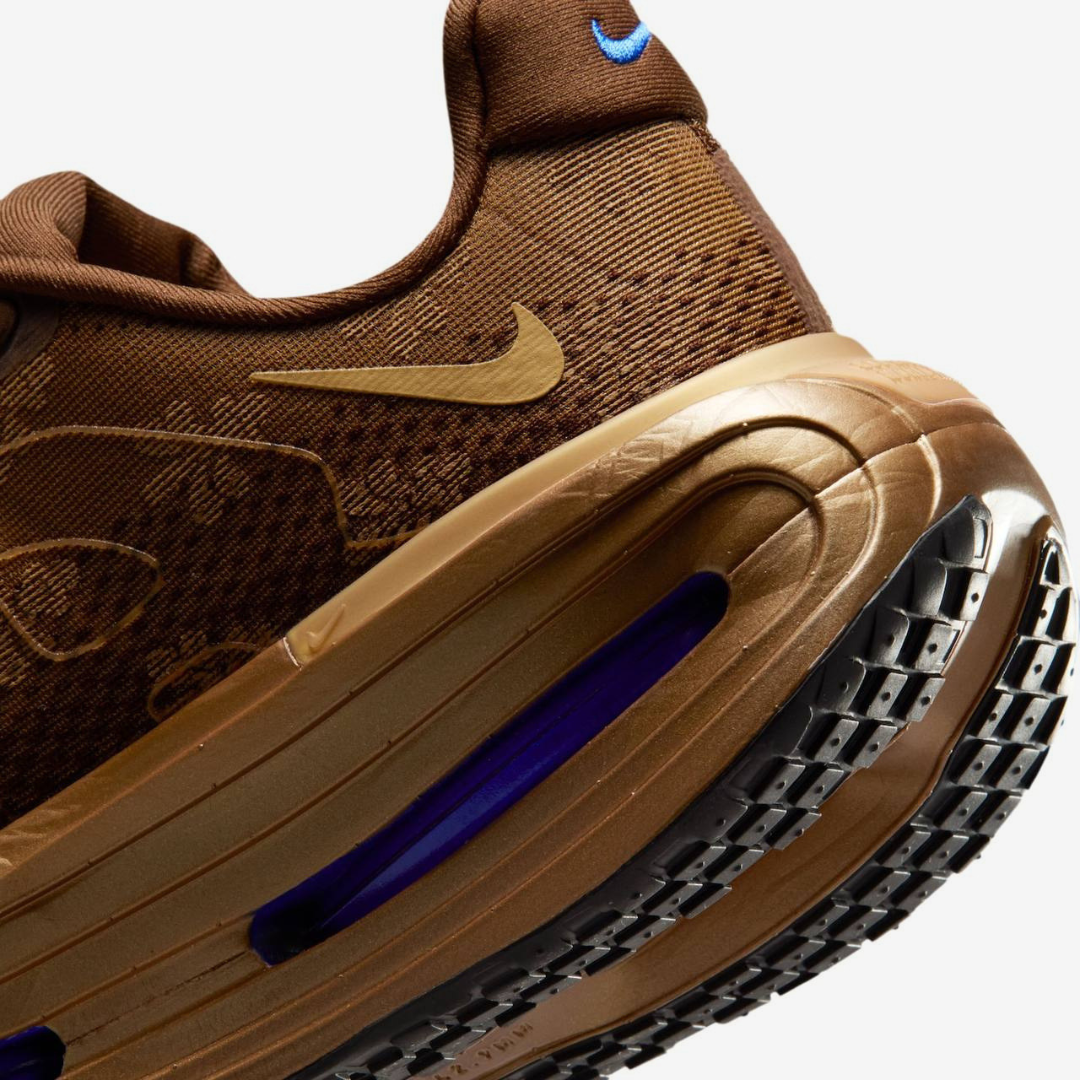 Tênis Nike Vomero Premium - Cacao Wow and Racer Blue