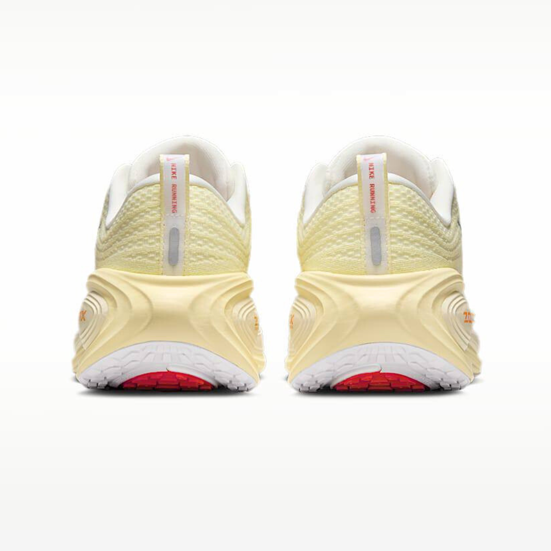 Tênis Nike Vomero Plus - Amarelo Claro/Vermelho