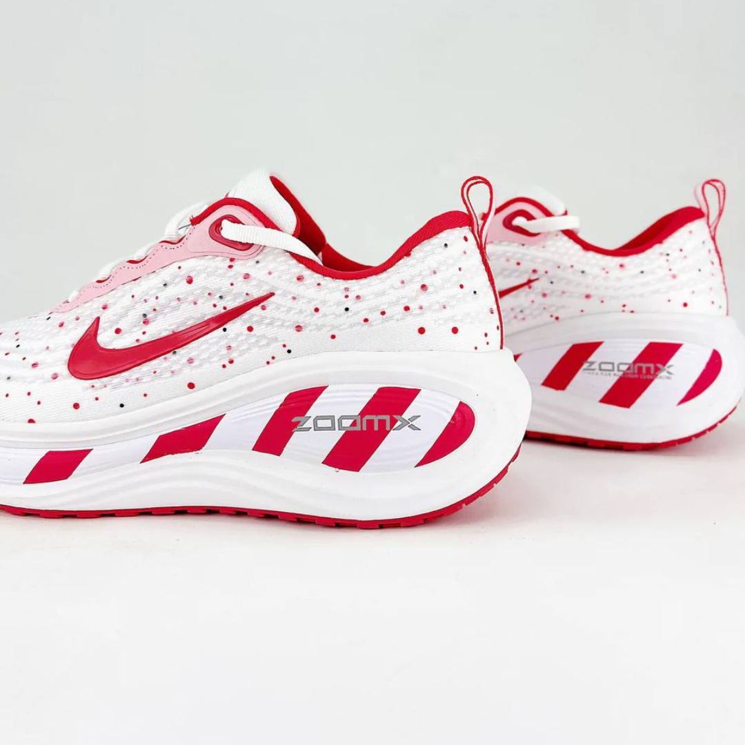 Tênis Nike Vomero Plus - Branco/Vermelho Carmim