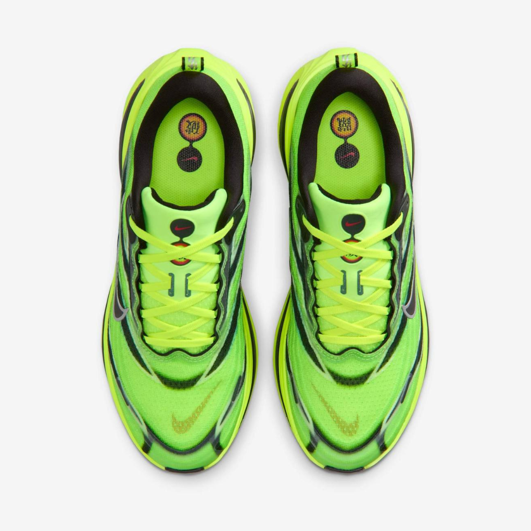 Tênis Nike Vomero Plus SE Ekiden - Volt/Black