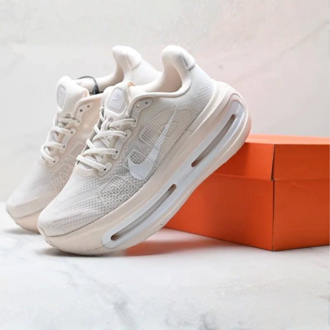 Tênis Nike Vomero Premium - Bege