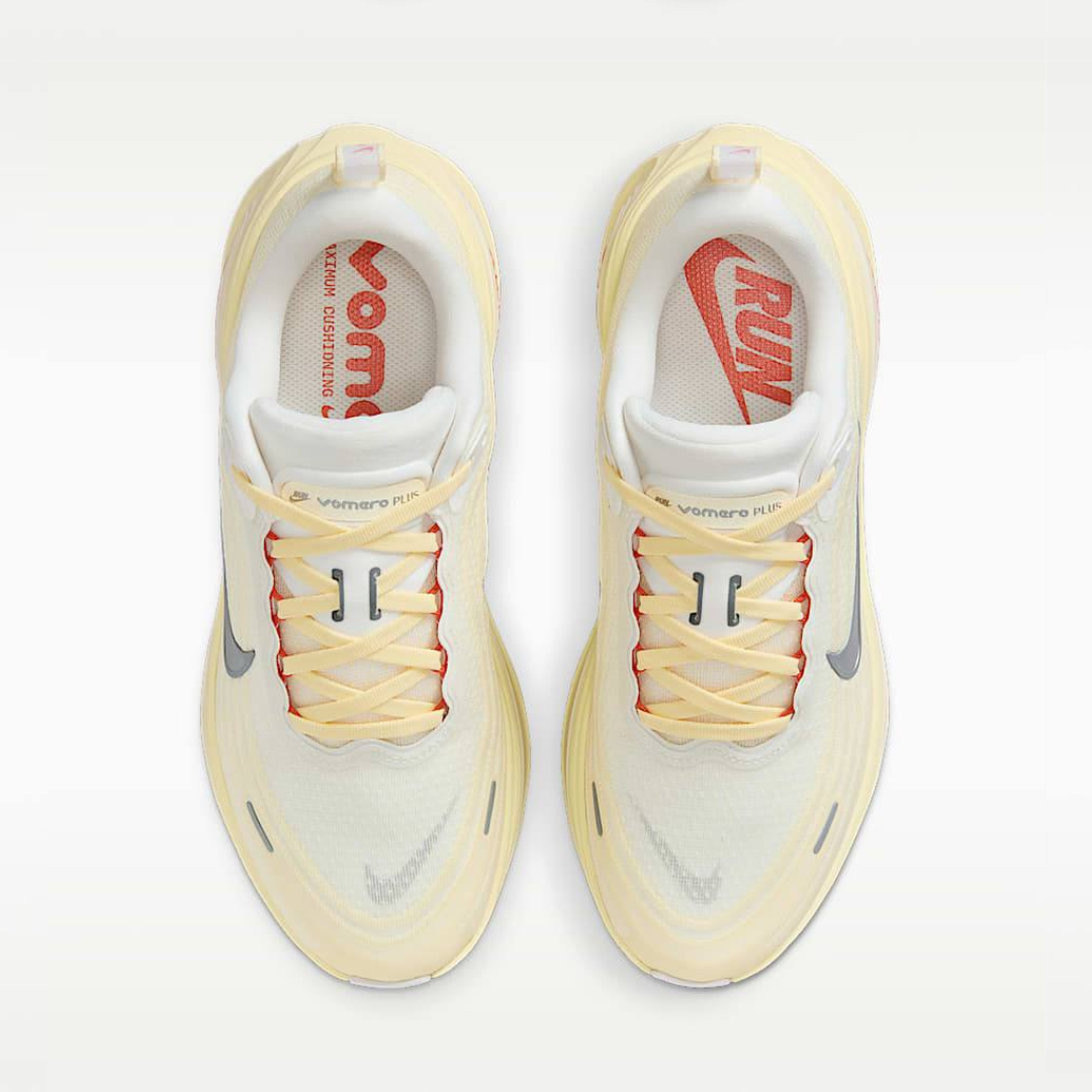 Tênis Nike Vomero Plus - Amarelo Claro/Vermelho
