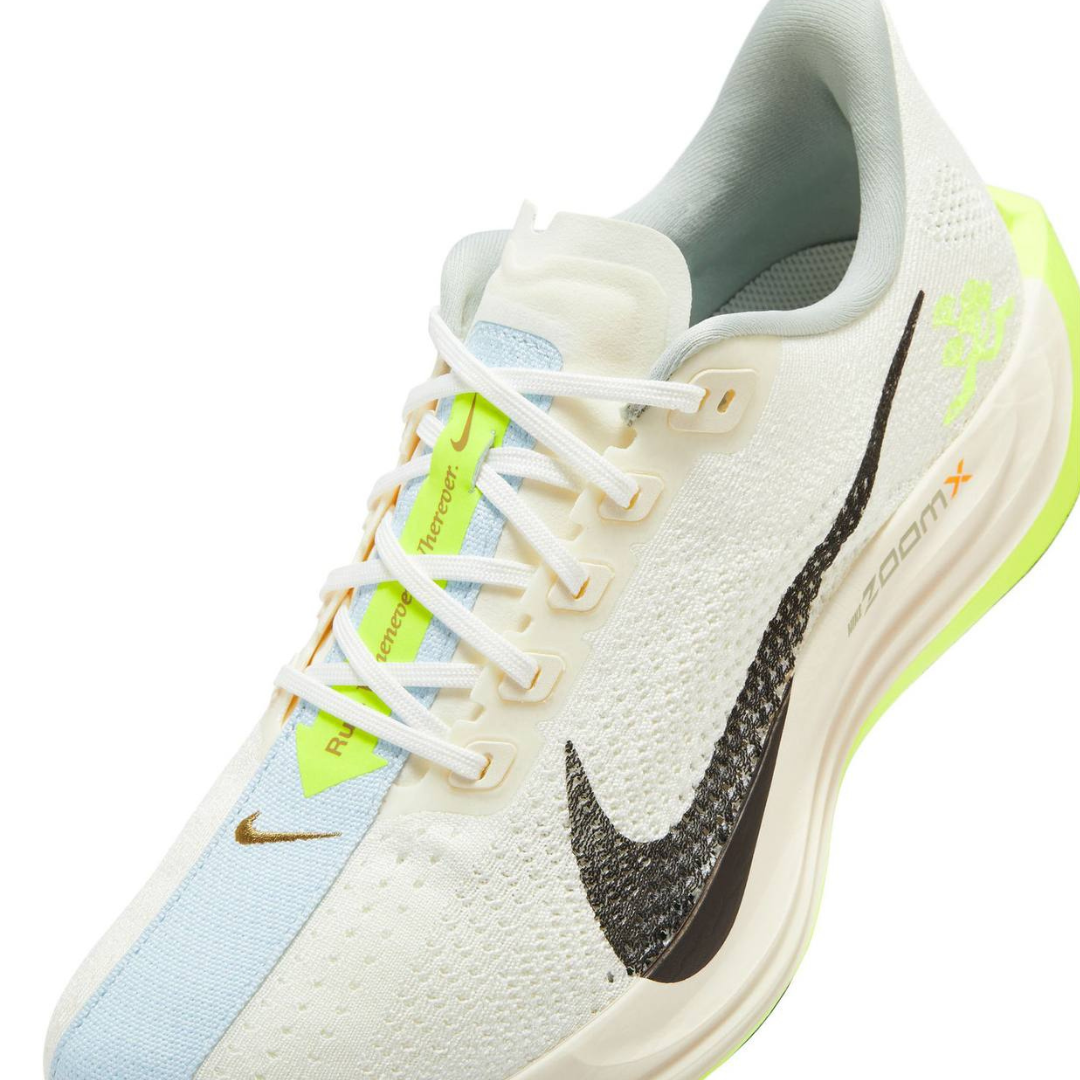 Tênis Nike Air Zoom Pegasus Plus - Marfim Claro/Volt