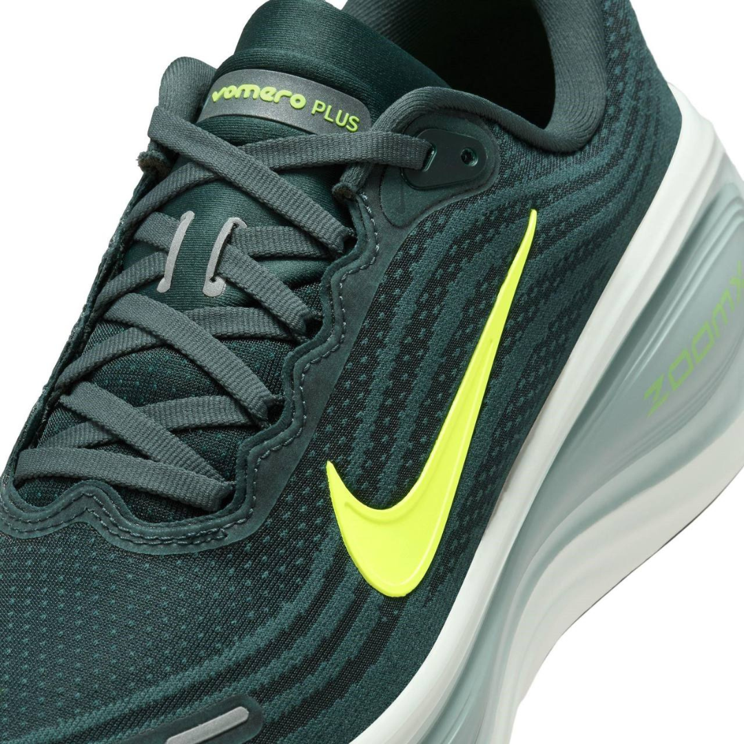 Tênis Nike Vomero Plus - Verde Escuro/Verde/Volt