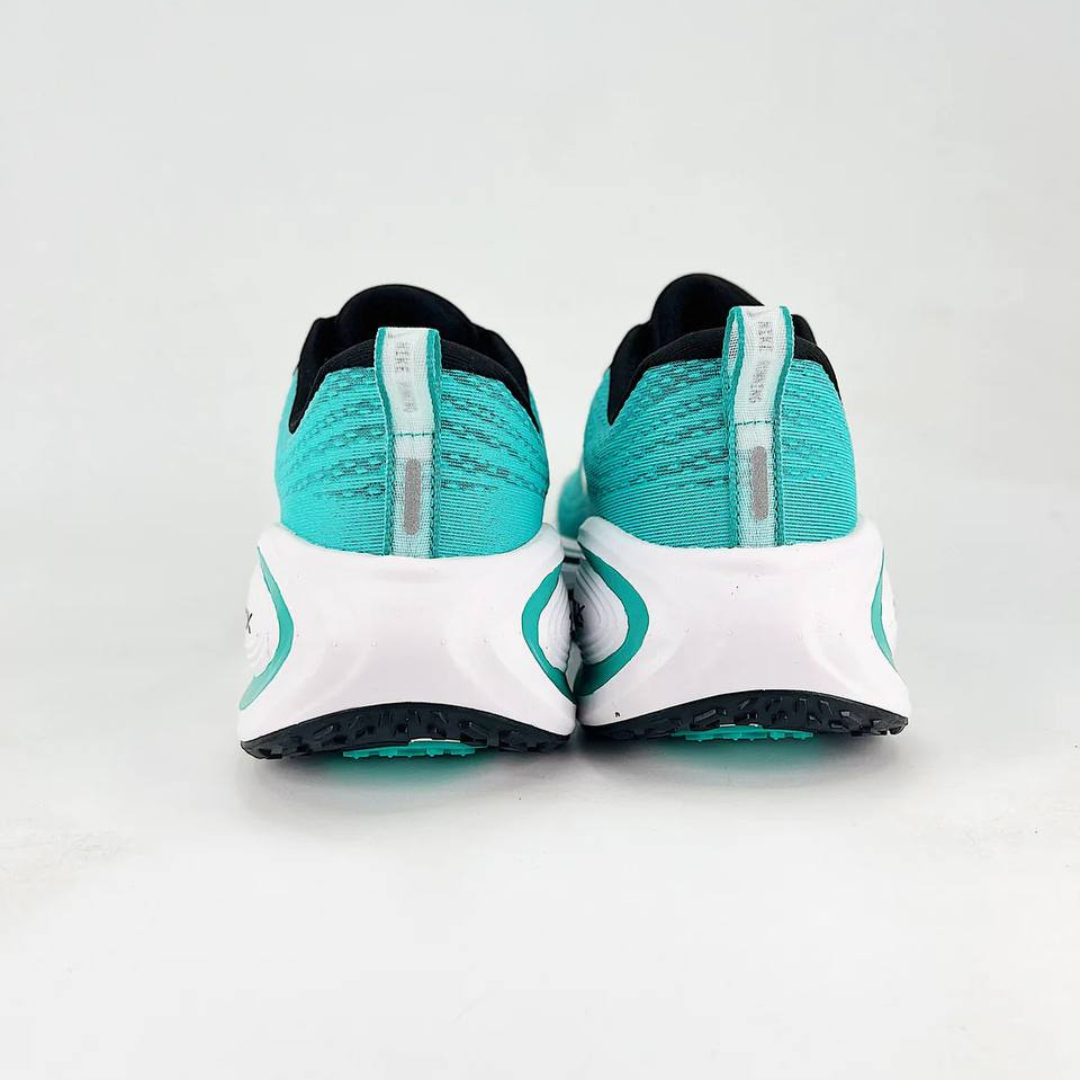 Tênis Nike Vomero Plus - Verde Água/Branco