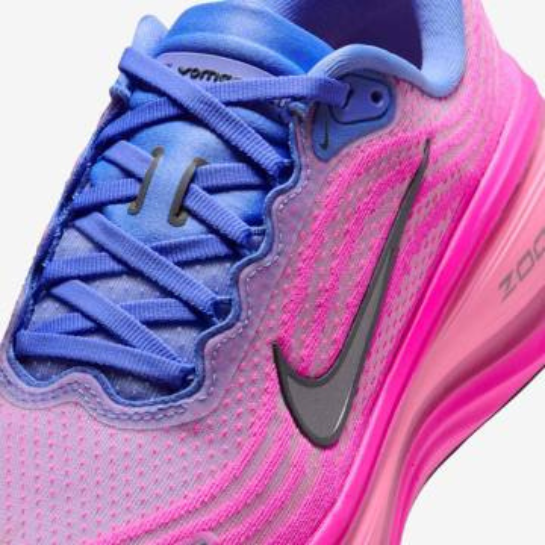 Tênis Nike Vomero Plus - Royal Pulse/Rosa Fogo