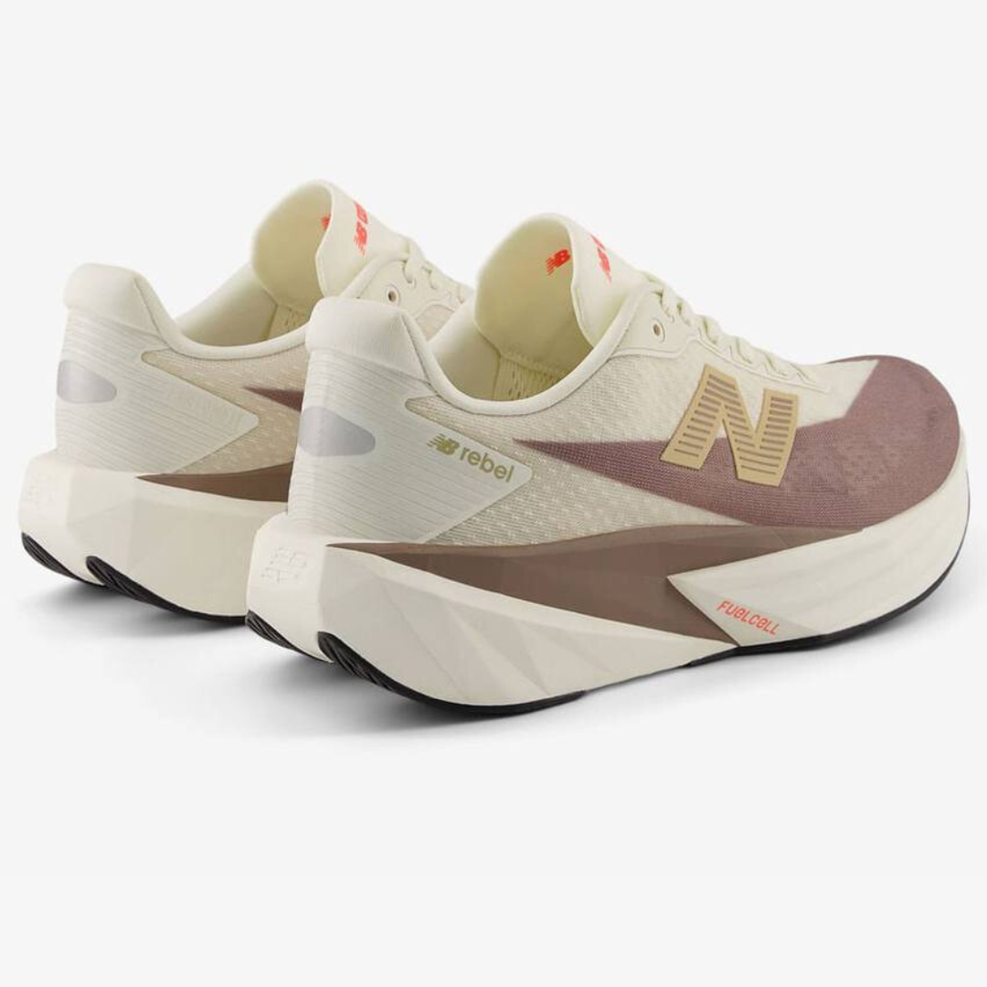 Tênis New Balance Fuelcell Rebel V5 - Marrom/Bege